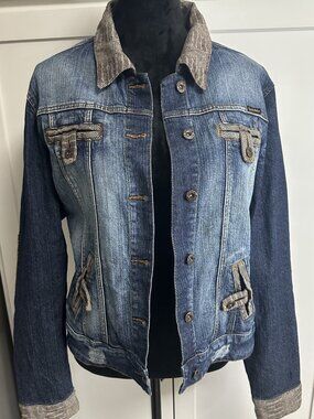 Apple Bottoms   Women's Denim Jean Jacket Size 1 X Unique Y2K